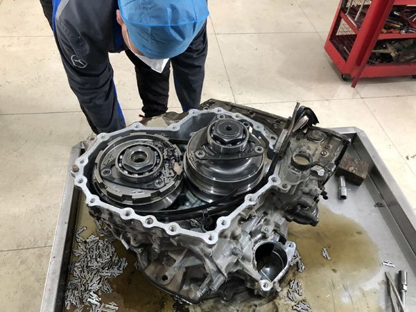 日產(chǎn)新天籟CVT變速箱維修