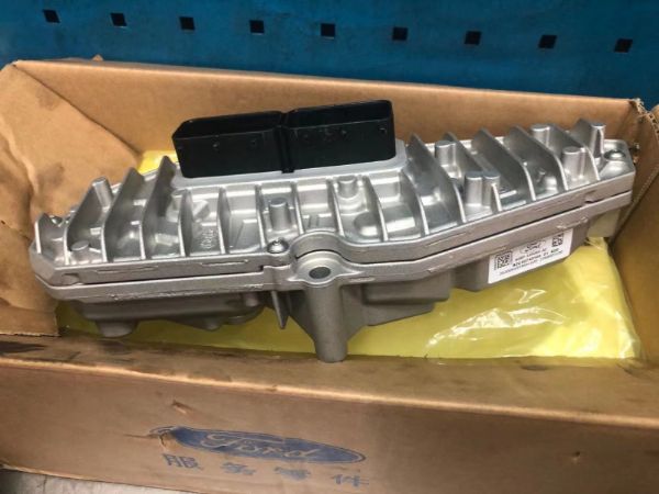 ?？怂垢墒诫p離合變速箱，更換全新離合器套裝及全新電腦